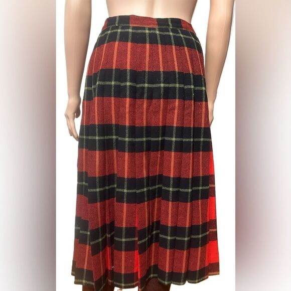 Lord & Taylor  Plaid Skirt S Sloat Tailored Wool Red Black Tartan Kilt 1556 - Picture 5 of 10